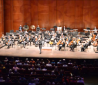 Sebastian Lang-Lessing recognizing years of service to our musicians